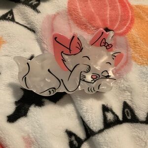 Marie aristocat hair clip